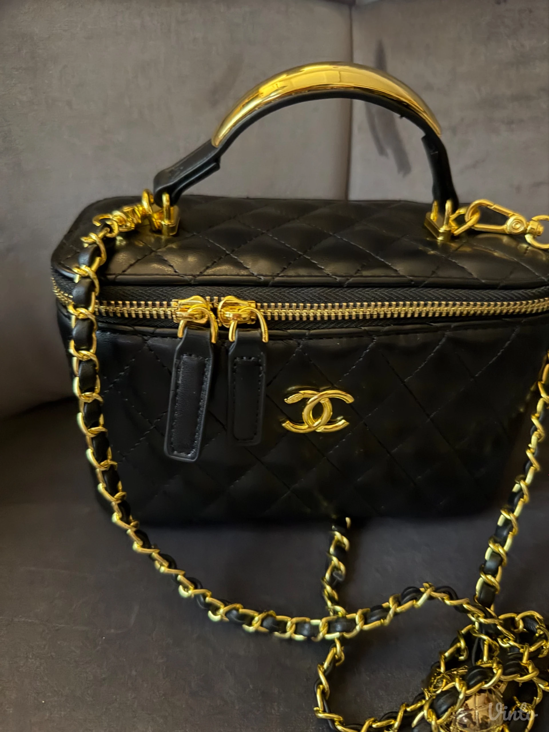 Chanel vanity torba