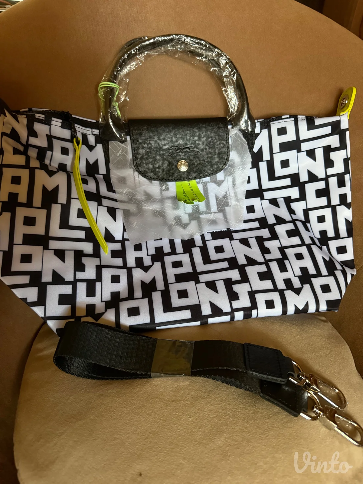 Longchamp Le pliage Medium