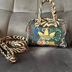 Adidas torba