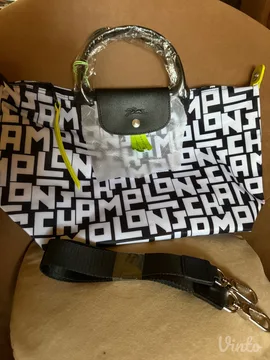 Longchamp Le pliage Medium
