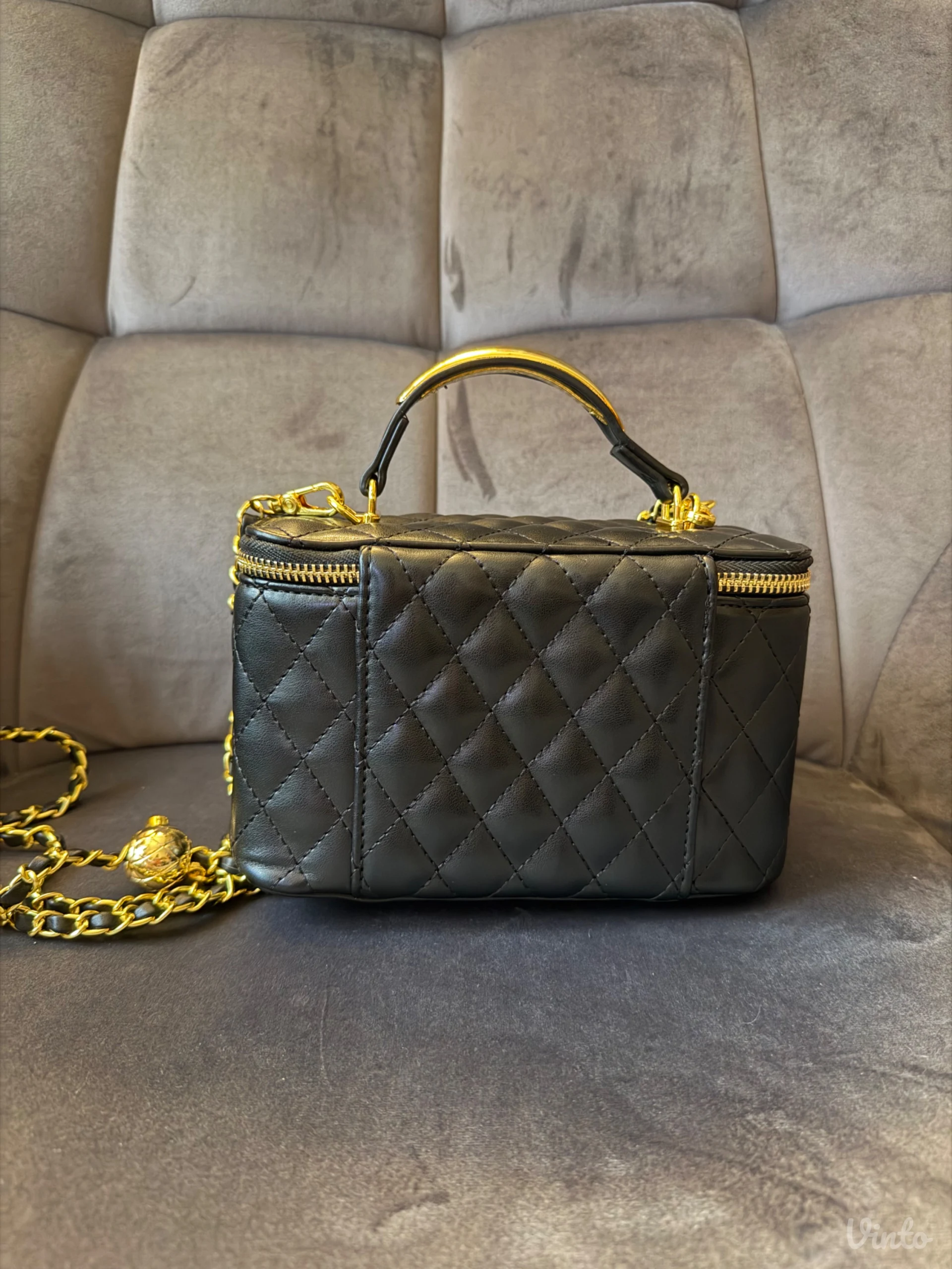 Chanel vanity torba