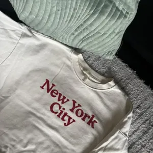 NYC Oversized Duks - H&M