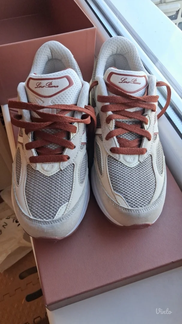 New Balance 990v6 x Loro Piana (38 EU)