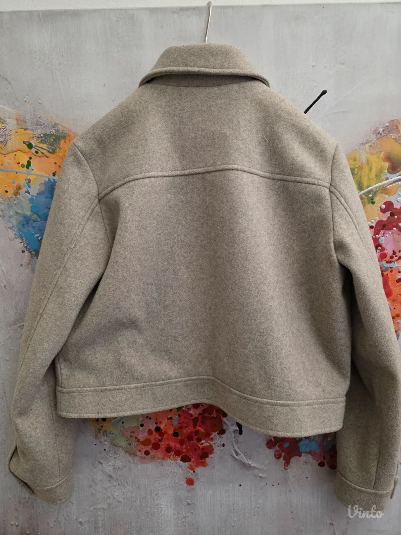 ZARA jakna – velicina L