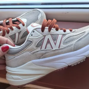 New Balance 990v6 x Loro Piana (38 EU)