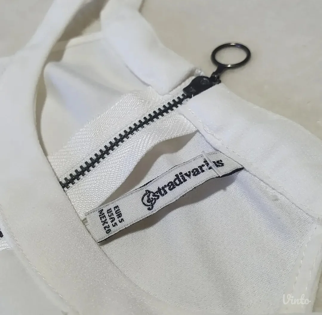 Stradivarius - bela majica