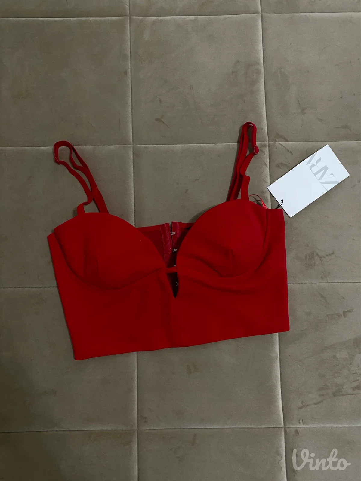 Zara crop majica Novo sa etiketom