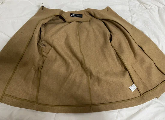 Zara kaput sa salom 53% vuna Nov sa etiketom