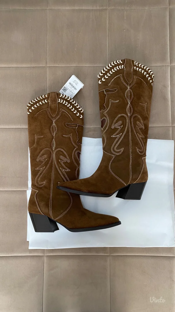 Zara kaubojke Prirodna koža Nove sa etiketom