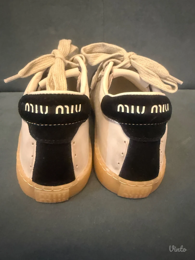 Patike Miu miu