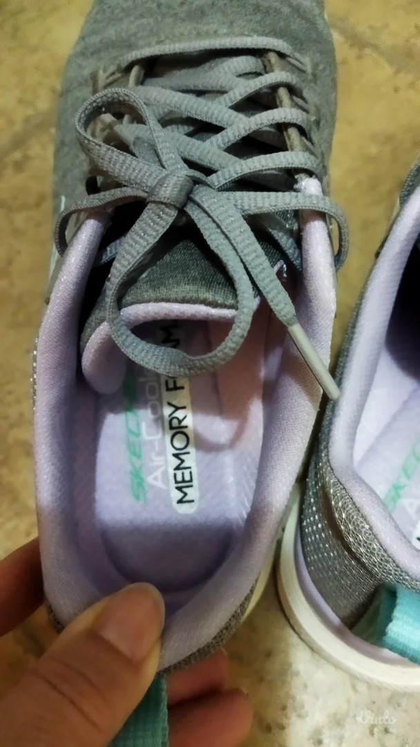 Ženske patike Scechers 37