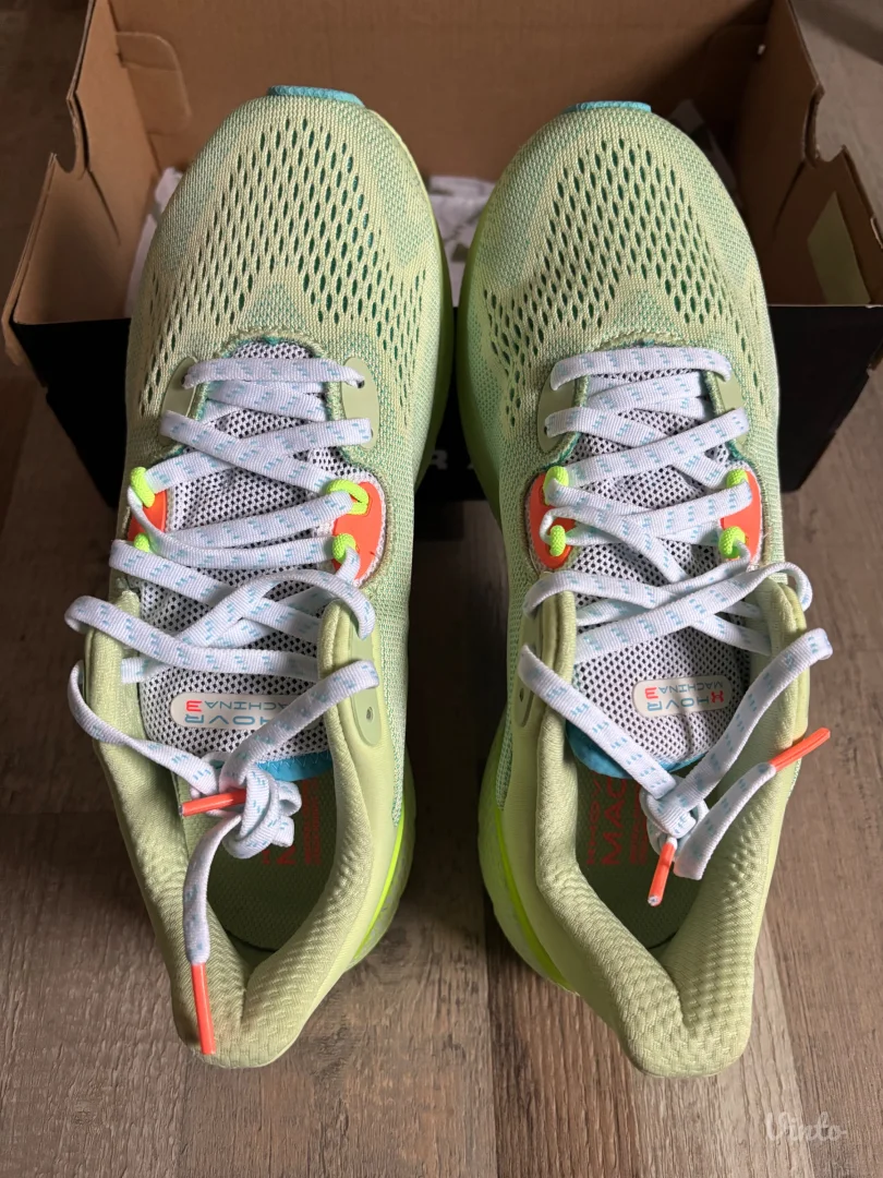 Under Armour HOVR MACHINA 3