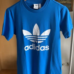 Adidas ženska majica