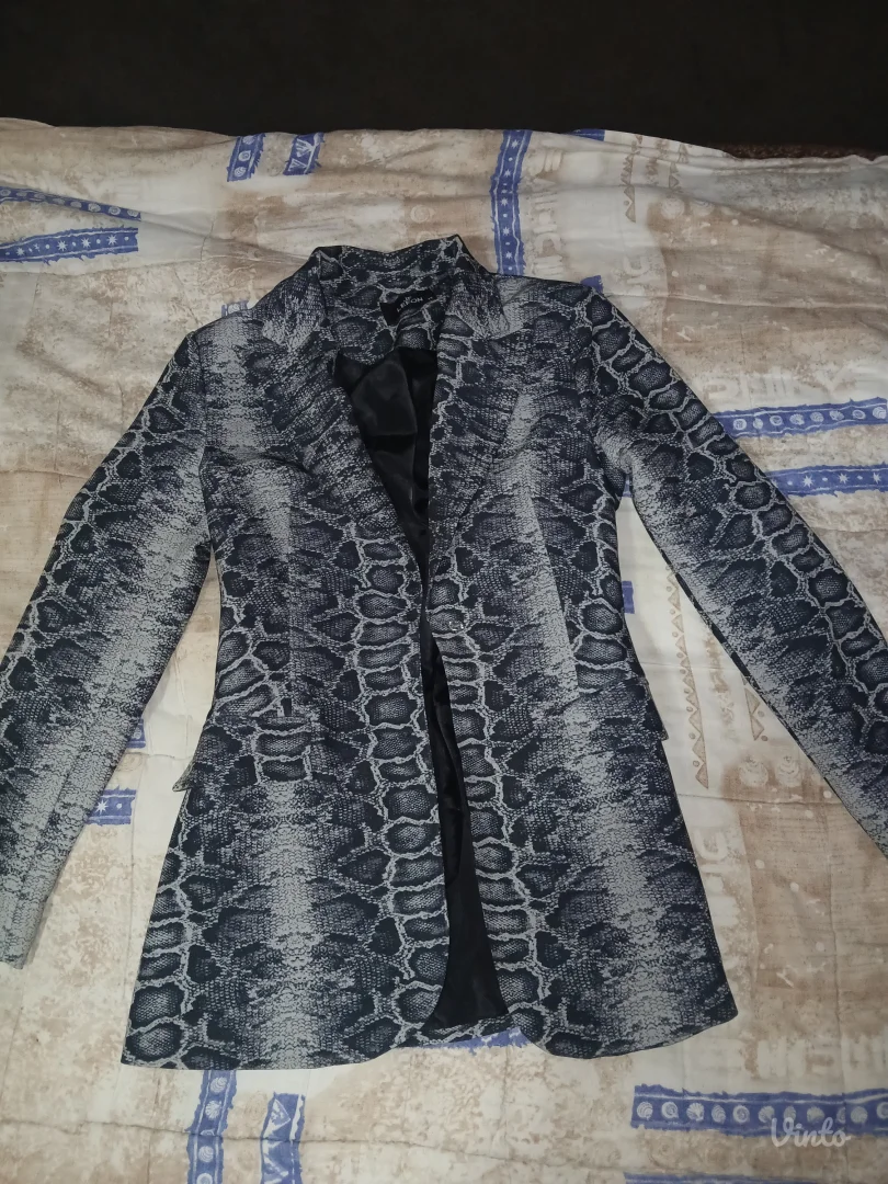 Komplet sako i pantalone