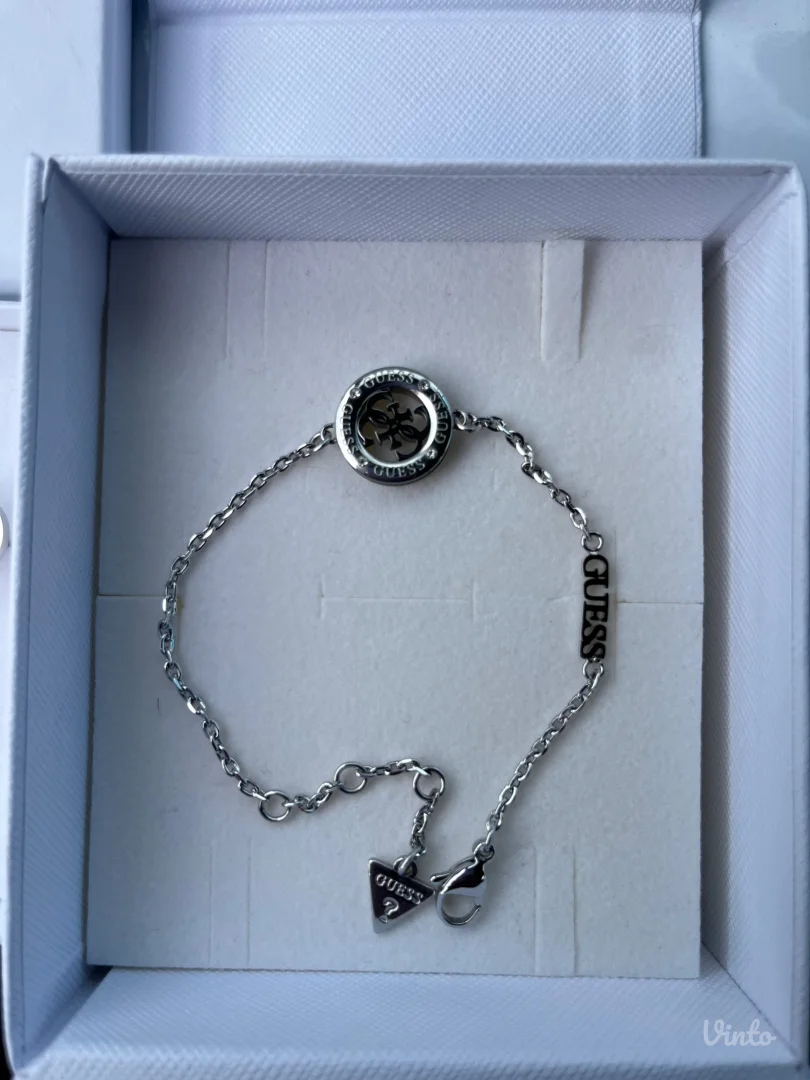 Guess narukvica i mindjuse
