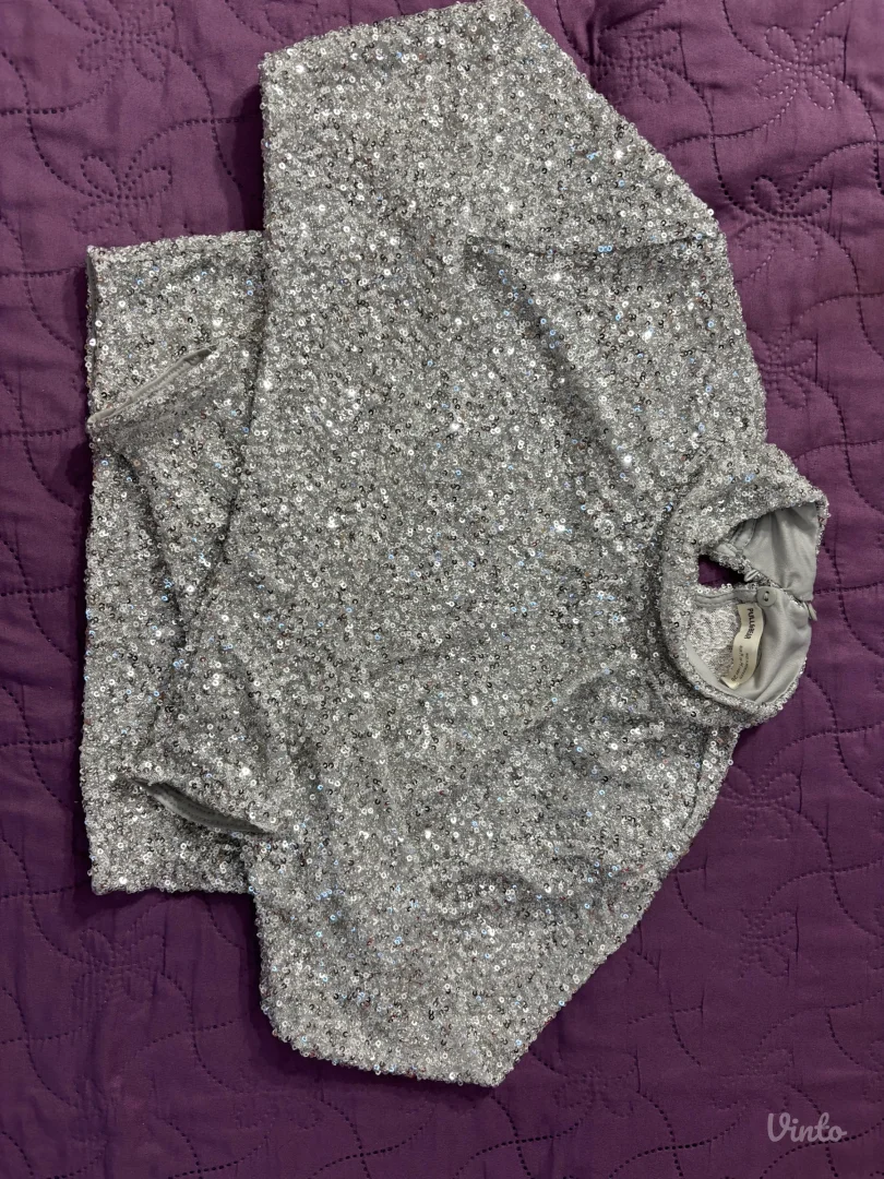 Pull and Bear svetlucavi top