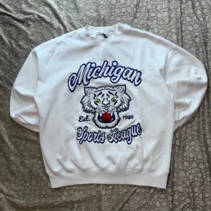H&M oversized duks tigar