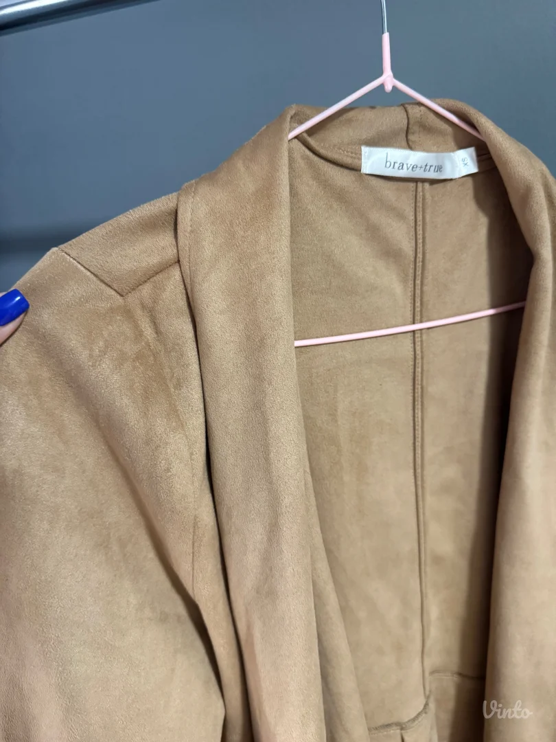 Brave+true- ženski ogrtač