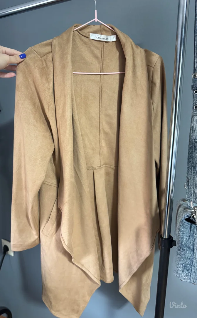 Brave+true- ženski ogrtač