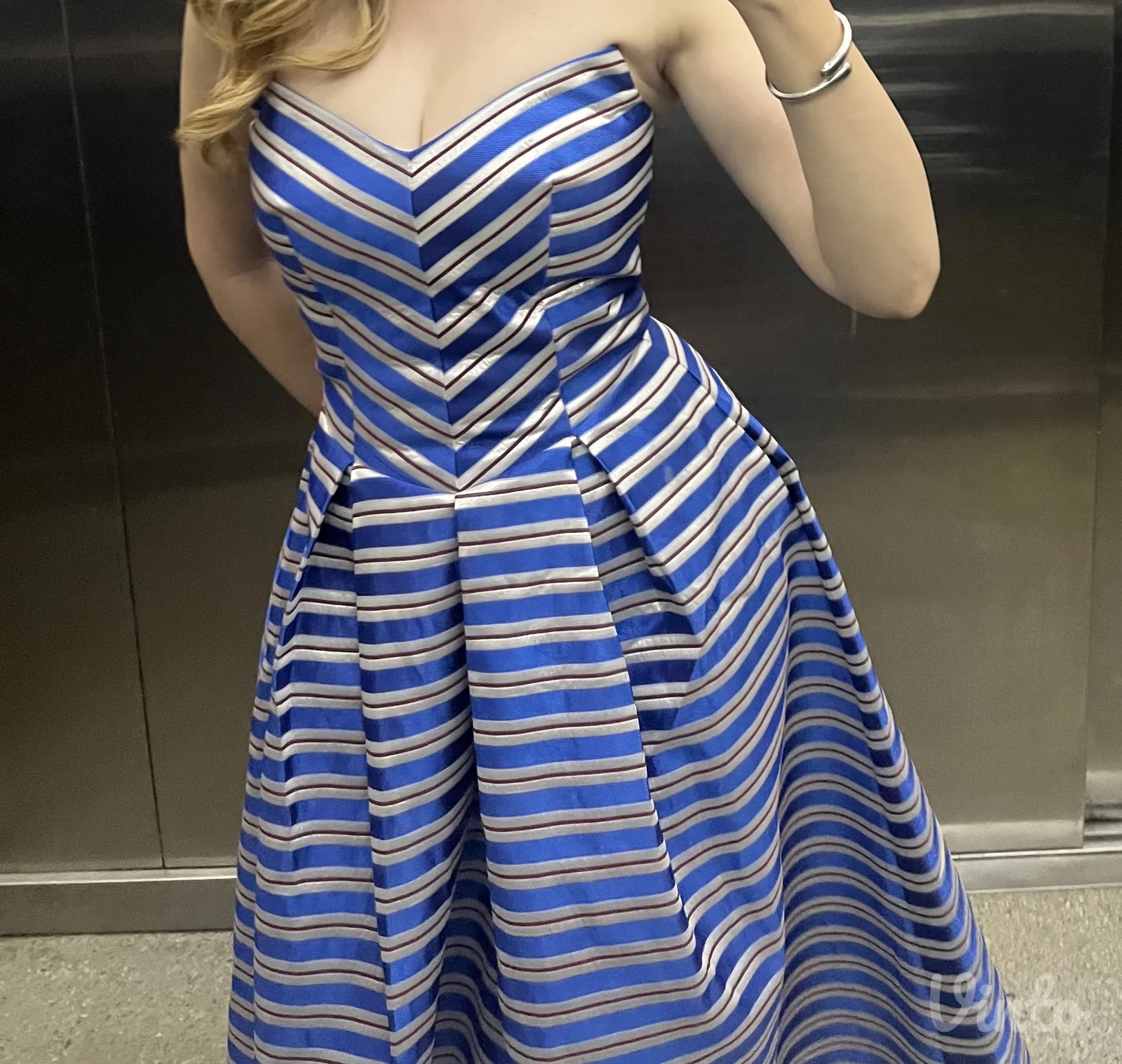 Mona haljina