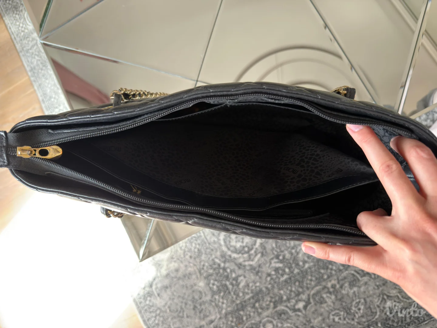 Mona Crna Kožna tašna