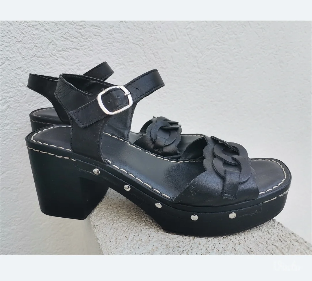 Kozne sandale br. 37