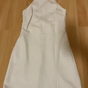 Stradivarius haljina