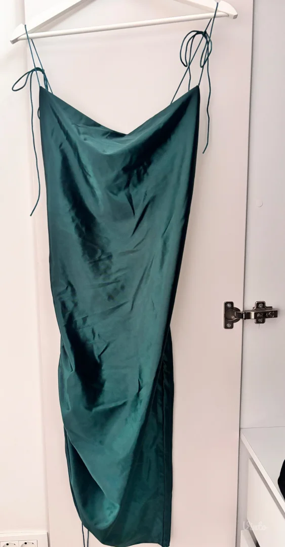Zelena satenska haljina
