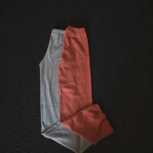 Termo pantalone širokih nogavica