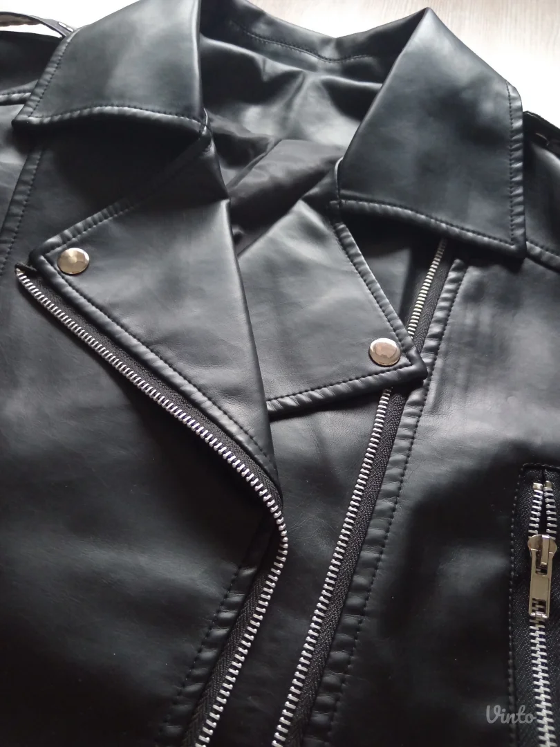 Cropped jakna, eko koža