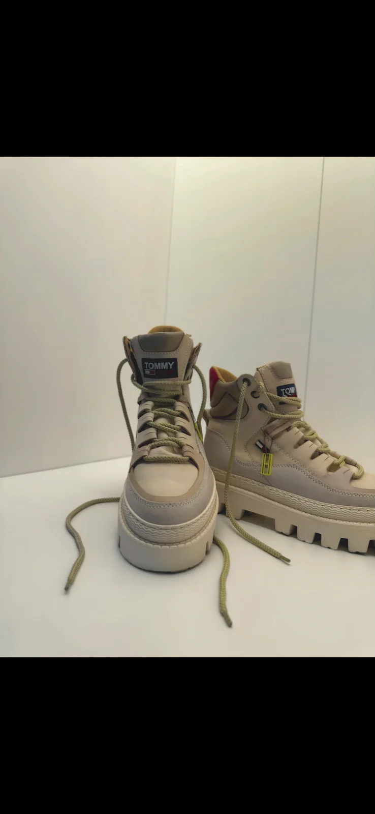 Tommy Hilfiger cipele