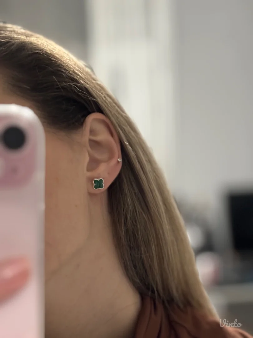 Narukvica i minđuše