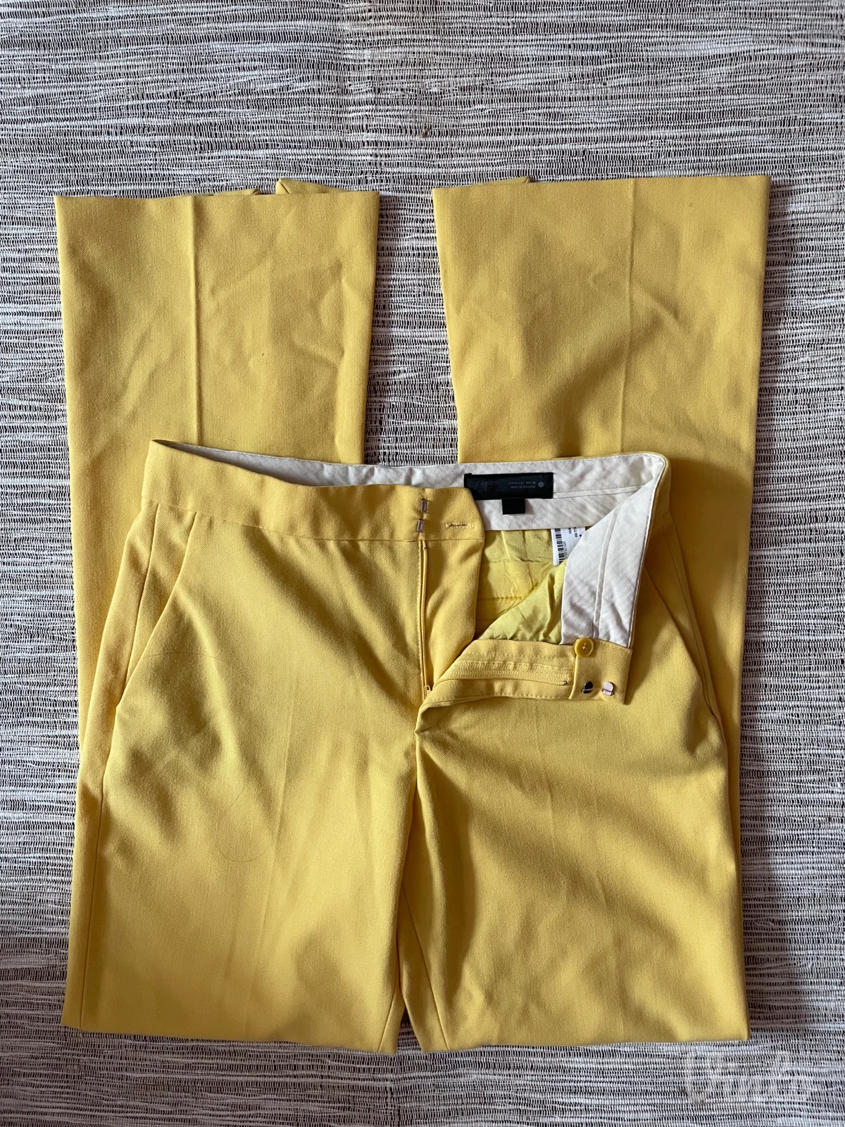 Zara nove žute pantalone