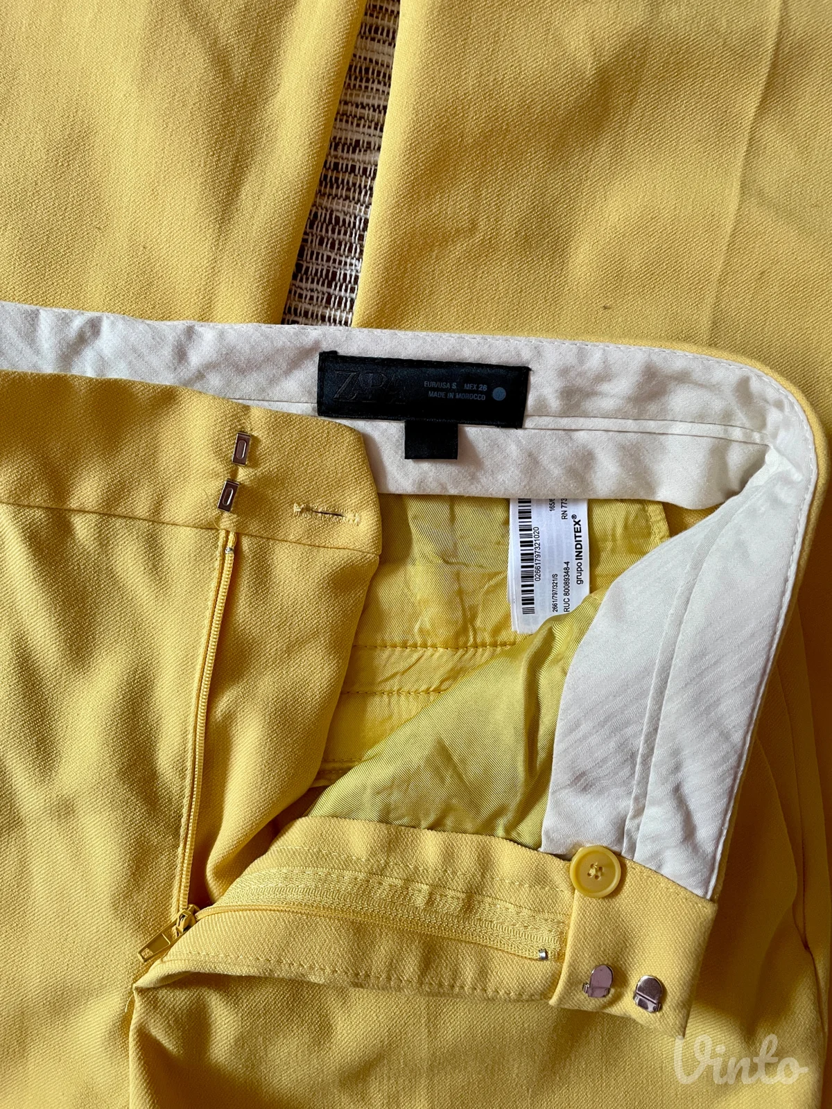 Zara nove žute pantalone