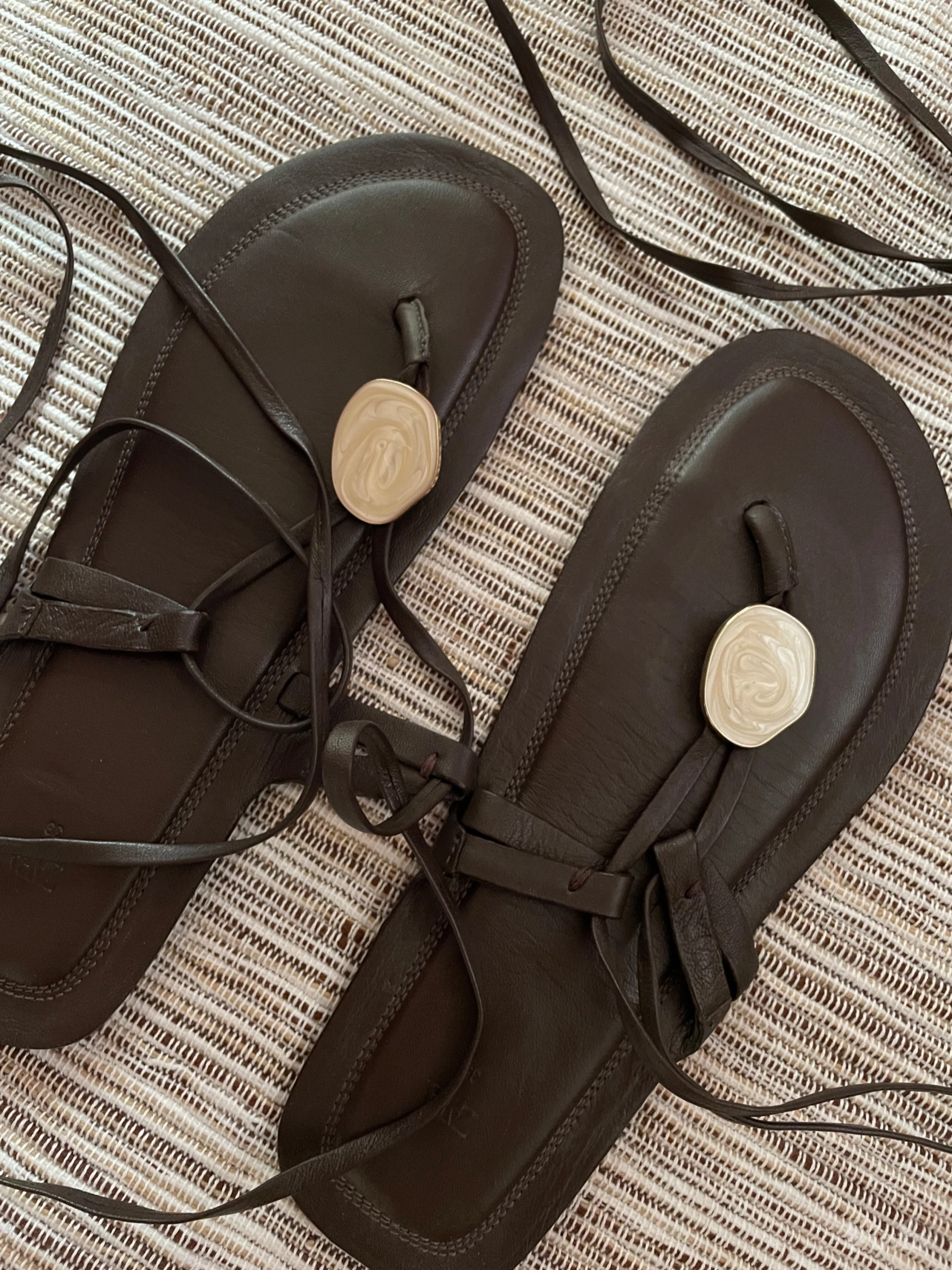 ZARA čokoladne sandale novo 39