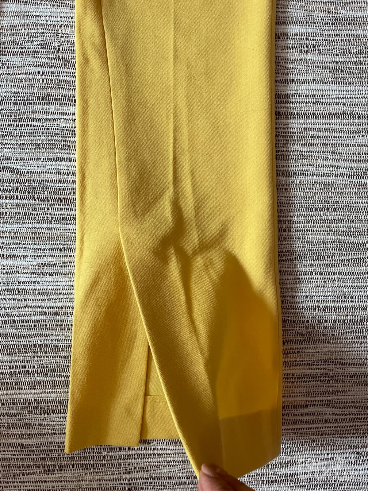 Zara nove žute pantalone