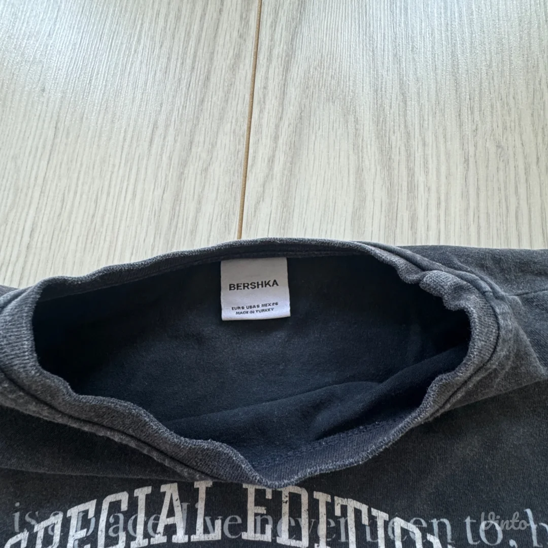 Bershka majica
