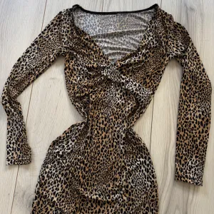 Leopard haljina