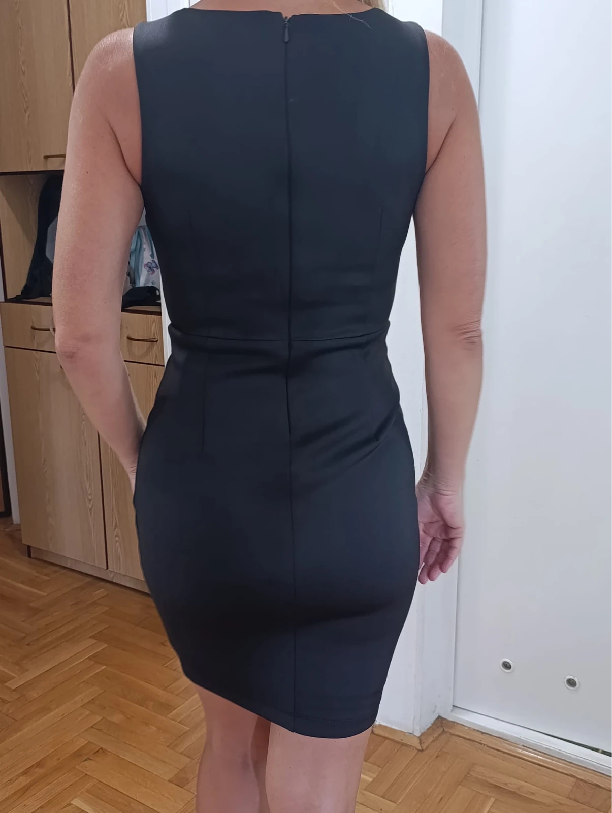 Guess haljina