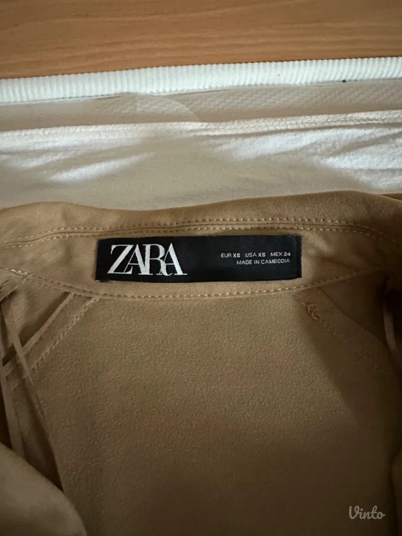 Zara kratak mantilić