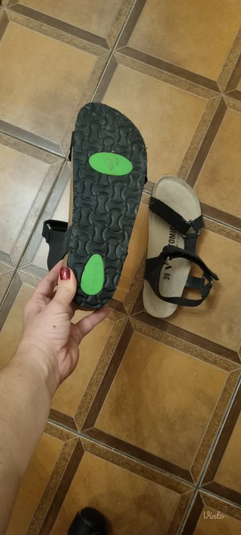 Vesna - Crne sandale na čičak