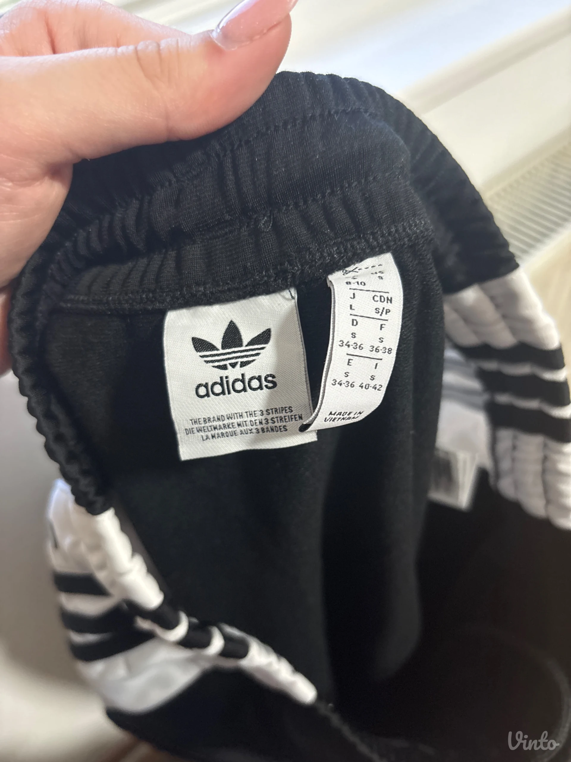 Adidas suknja