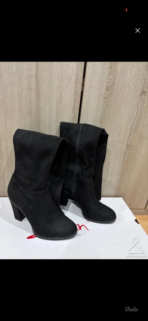 Duge cizme na stiklu