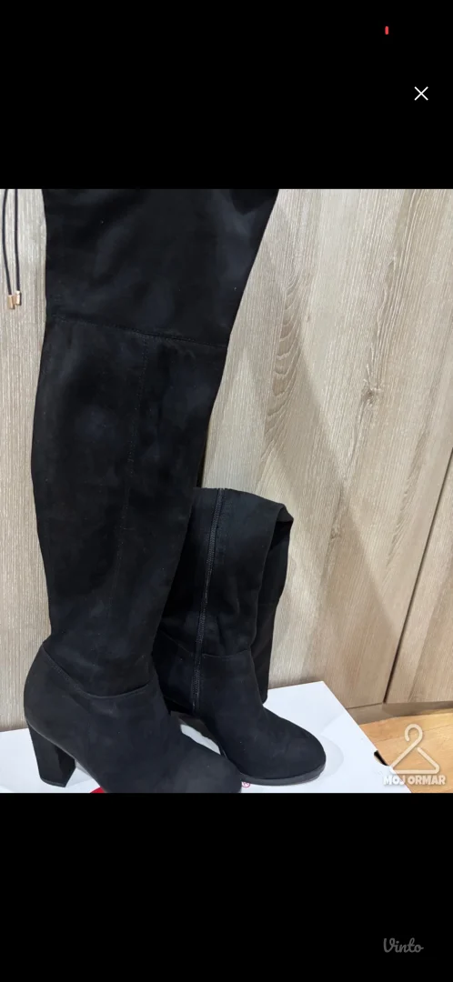 Duge cizme na stiklu