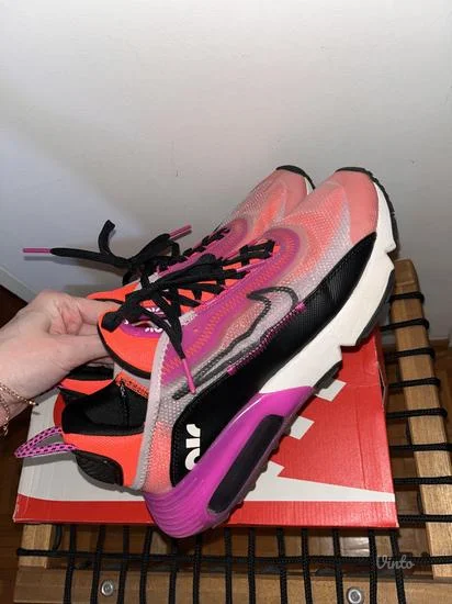 NIKE Air Max 2090 patike
