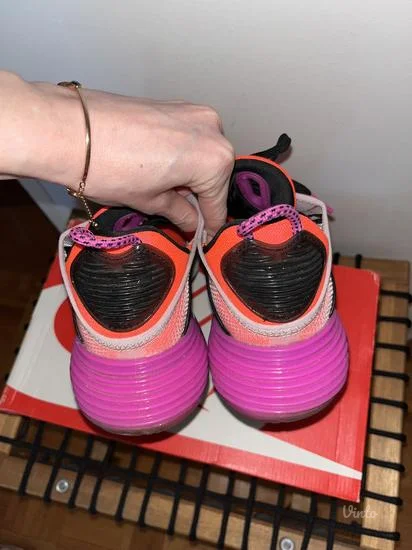 NIKE Air Max 2090 patike