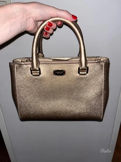 MICHAEL KORS zlatna torba