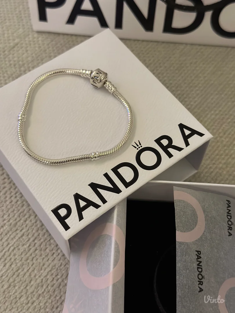 Pandora narukvica NOVO!