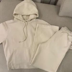 Zara komplet trenerka