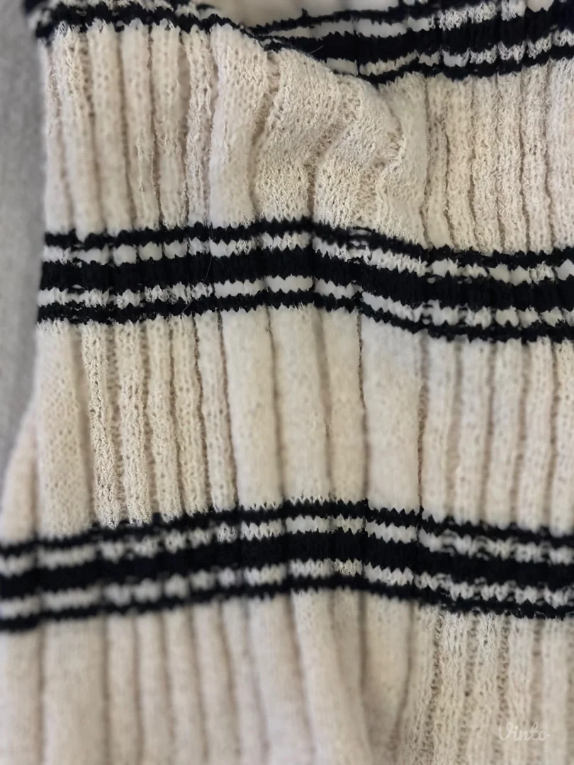 HM trikotažna suknja